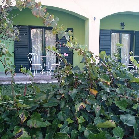 Guesthouse Eleftherios Калаврита Екстериор снимка